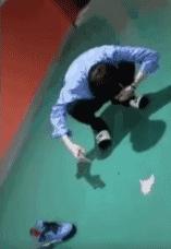 被问道第一次是什么时候，邓伦的回答真的很机智了！