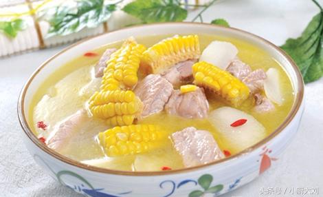 炖排骨用水汆好还是不汆好,炖排骨到底是冷水还是热水下锅