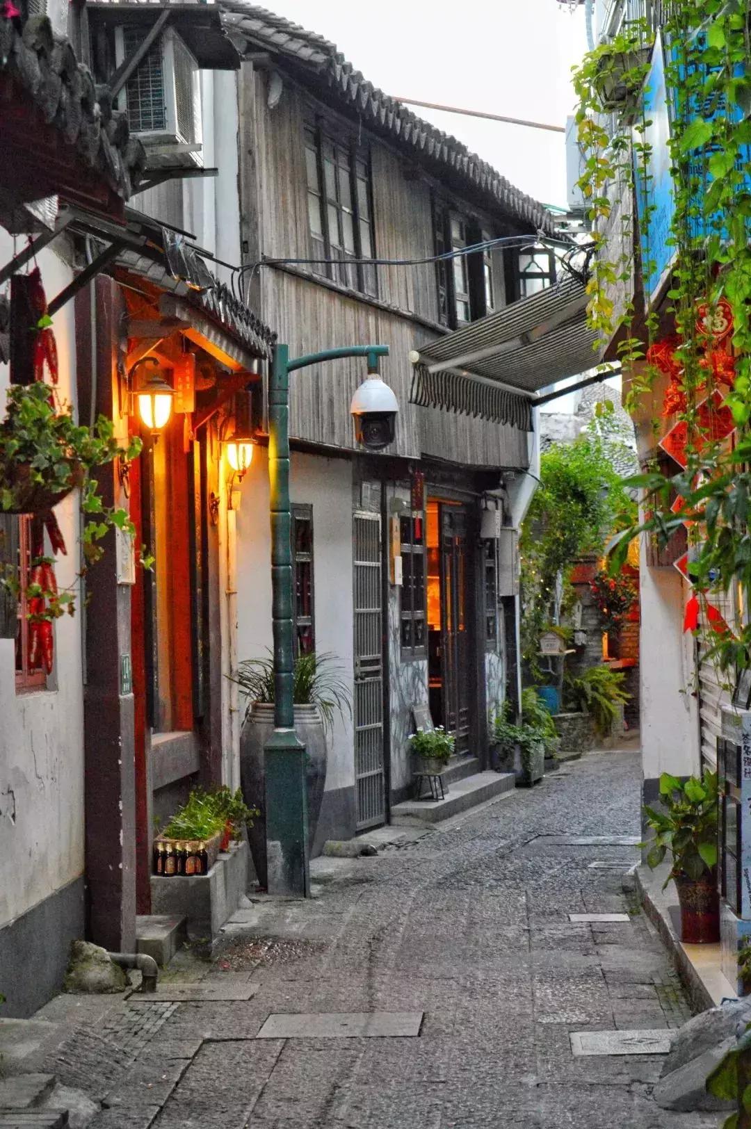 国内最美的十大海滨城市,国内最撩人的20个金秋童话