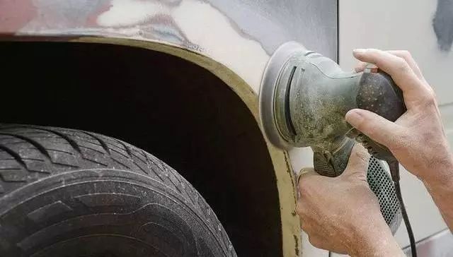 爱车漆面有一点小划痕怎么处理,爱车漆面怎样快速修复划痕