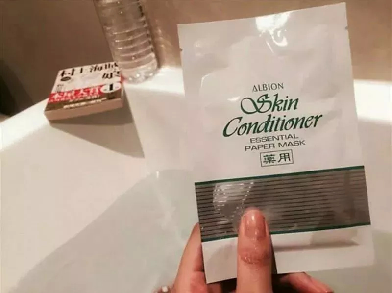 拒绝套路|8款人气网红面膜大测评,到底谁才是面膜界的扛把子