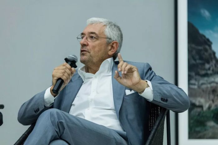 安德里亚斯·穆埃的德国性