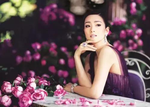 空姐爆料明星耍大牌,空姐曝光航空内幕