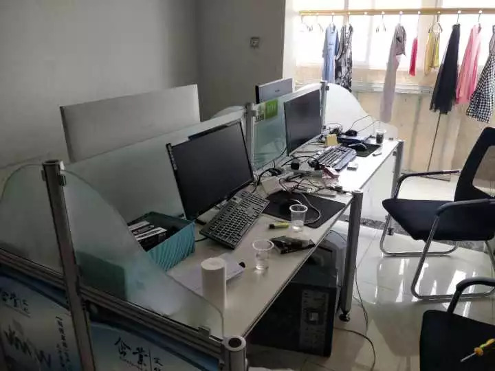 手持身份证照片和银行卡信息泄露,手持身份证照片发给他人注意事项