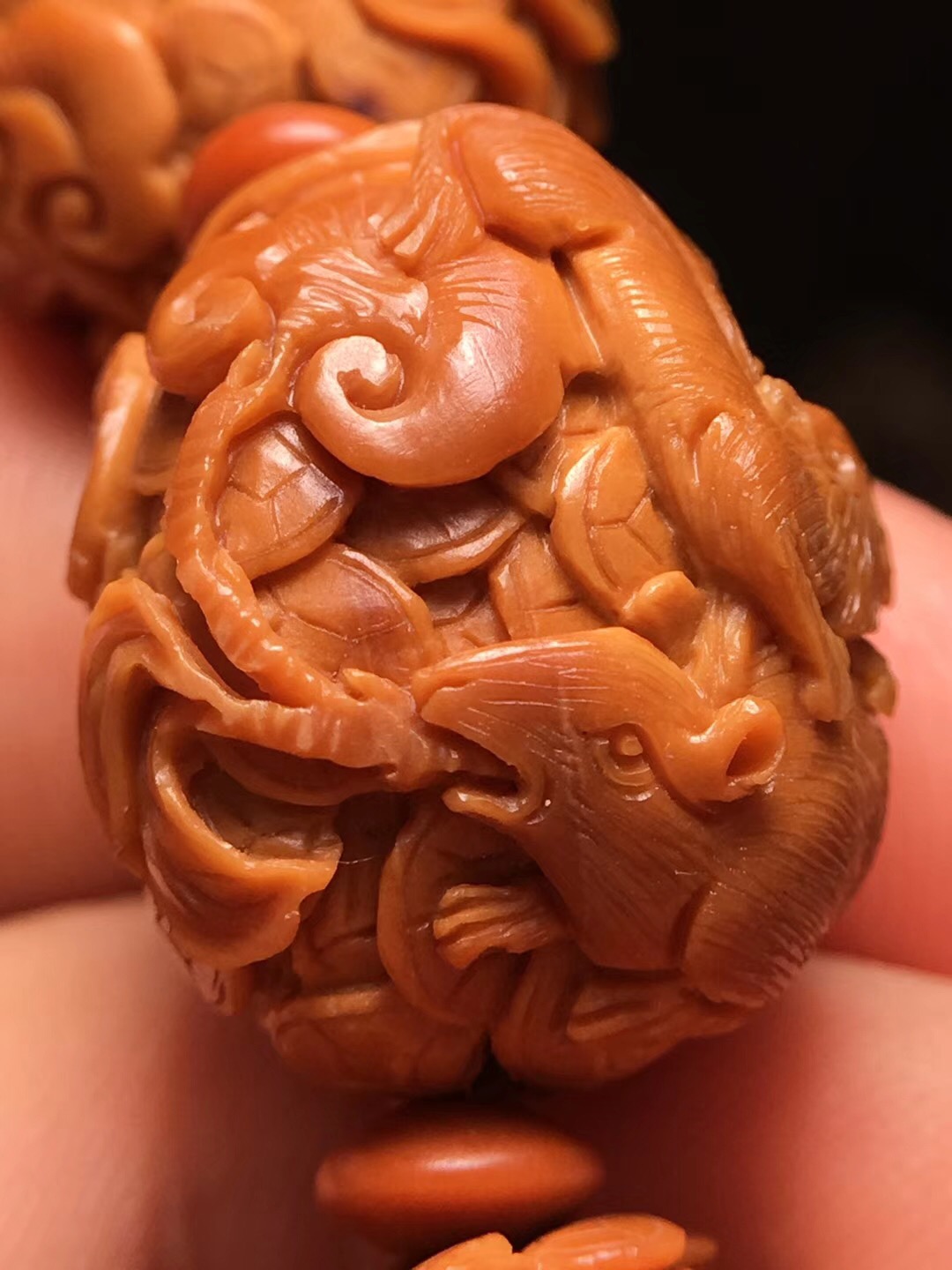 橄榄核手串脏了怎么清理,橄榄核能用湿刷子清理吗