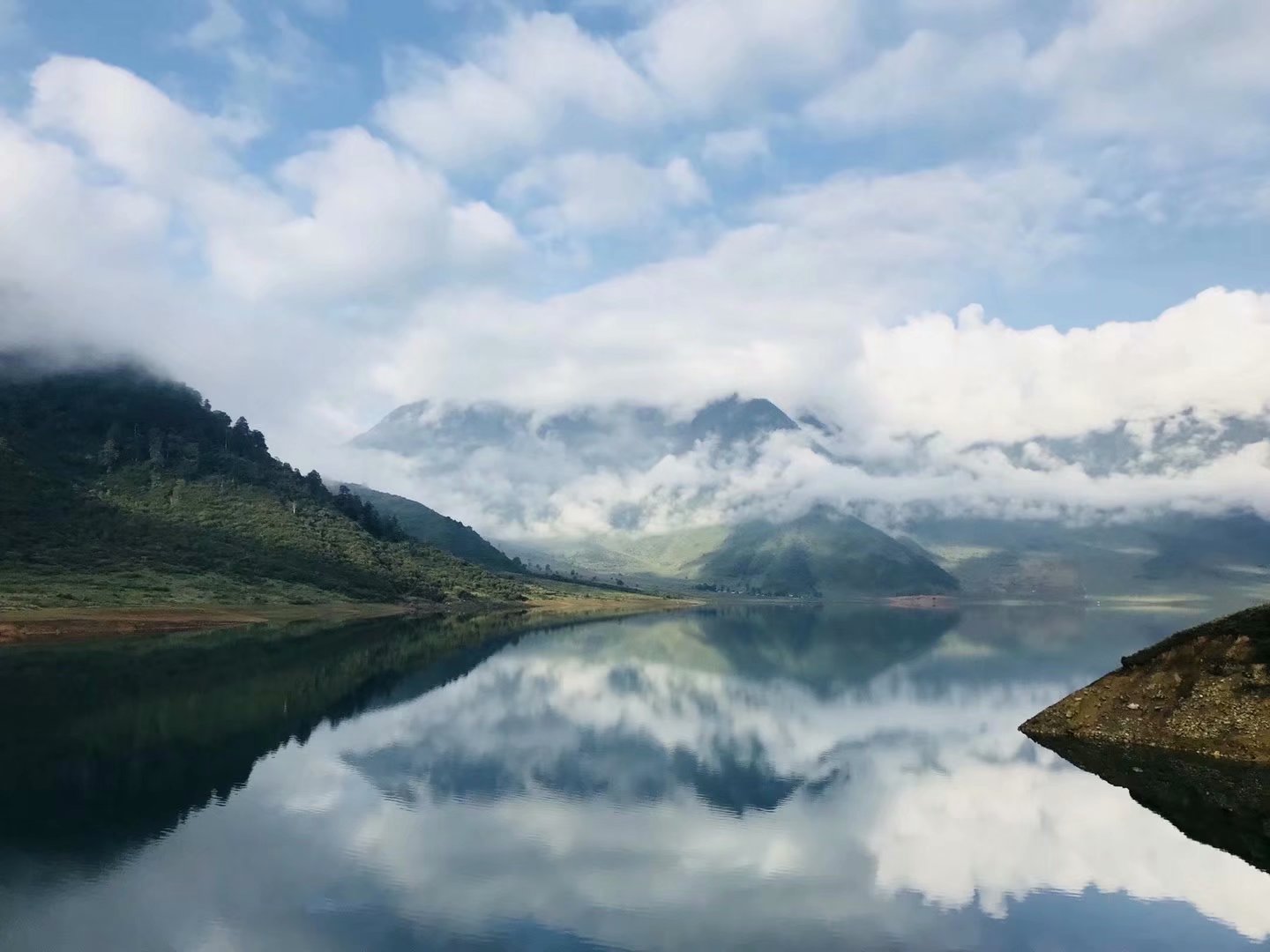 风轻云淡,不起波澜,你心中的世外桃源—冶勒湖