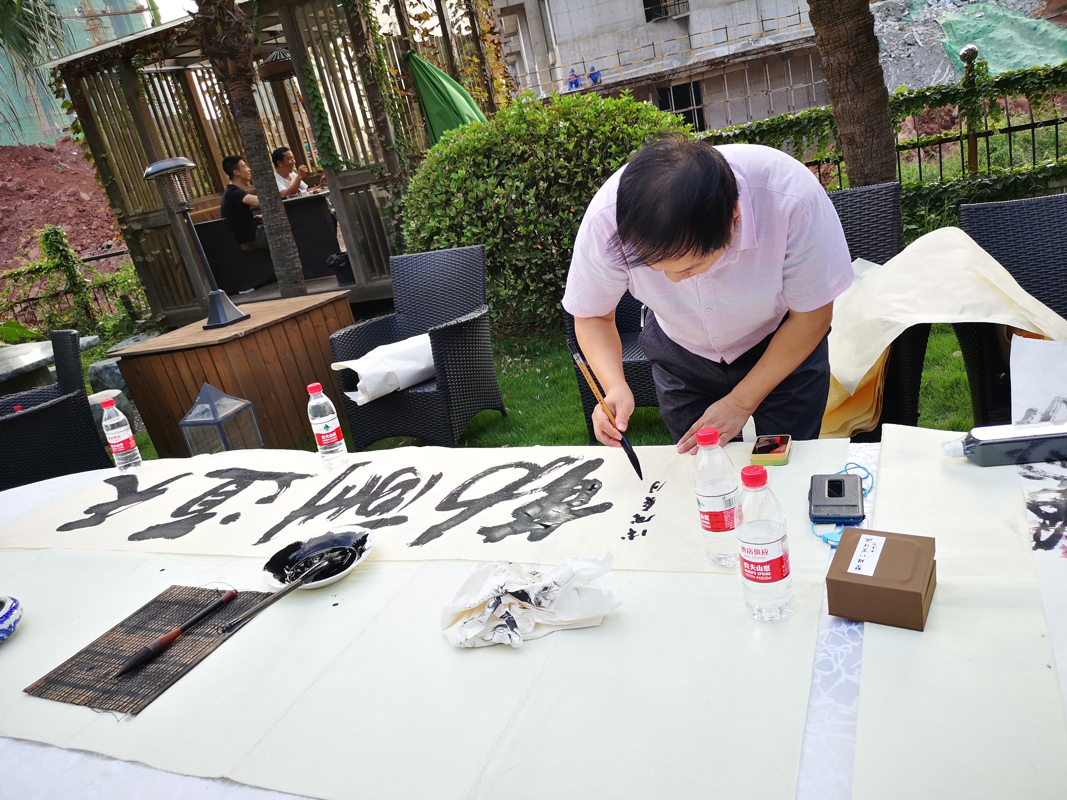 第九代张裕解百纳品鉴会荆州,张裕解百纳干红品酒大师的选择