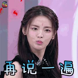 在家请客吃饭,铺上了一块塑料台布,是不是很low?