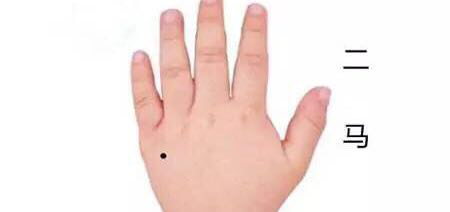 小孩感冒咳嗽眼睛有什么变化,小孩常流鼻涕咳嗽是什么原因