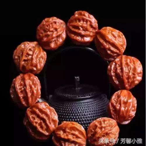 为啥很多人喜欢戴手串,为什么越来越多的人喜欢戴手串