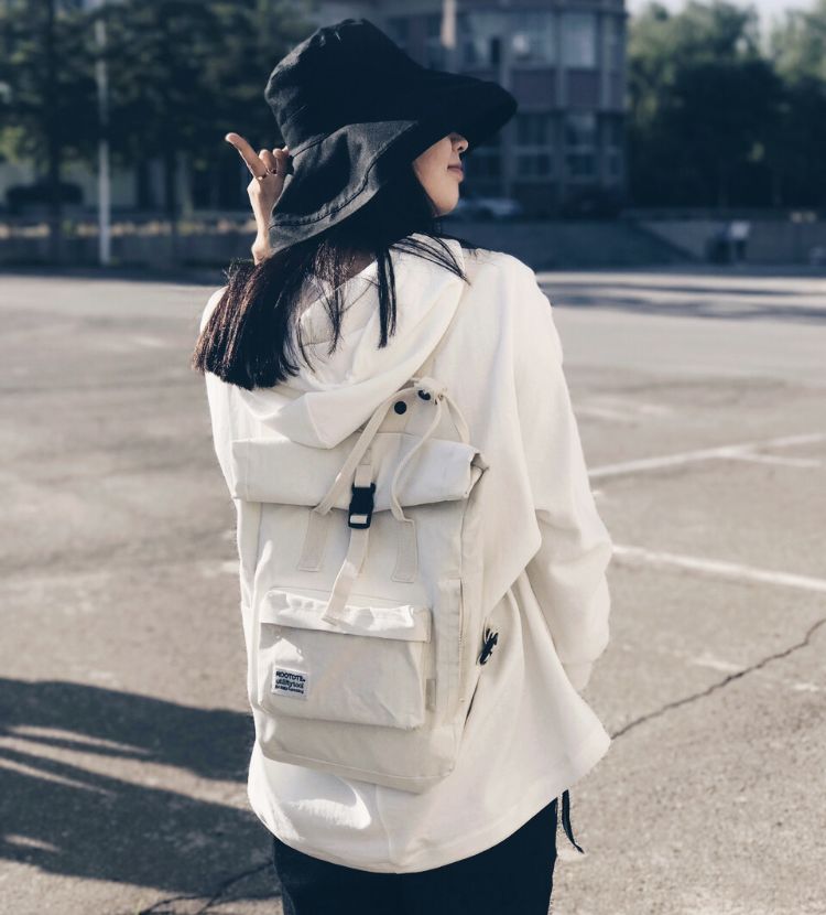 好背又上镜的双肩包测评,推荐几款时尚又不会过时的双肩包