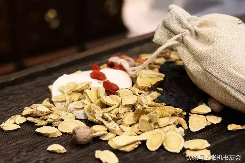 噩梦惊醒解梦,噩梦惊醒失眠心事重重