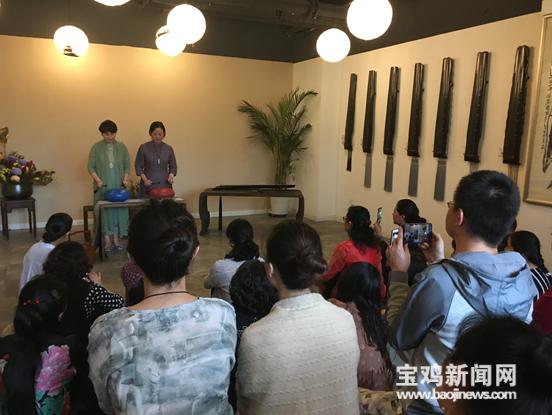 宝鸡女子张杰的“琴”意人生