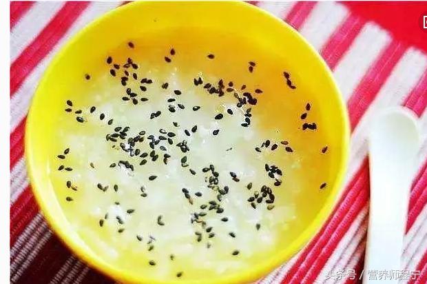 一呼吸就咳嗽止咳最快的一招秘方,一阵一阵的咳嗽快速止咳小妙招