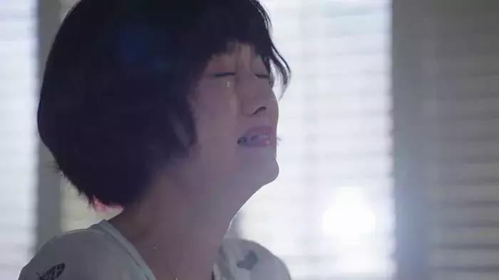 罗子君说鞋子不能沾水配音,子君小羊皮鞋子不能沾水图片