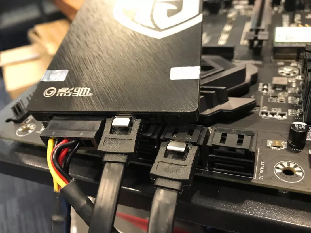 ssd固态硬盘可以不分区吗,怎么将ssd固态硬盘分区合并