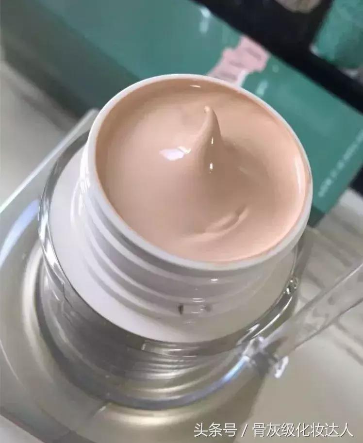 保湿遮瑕持久不脱妆粉底,粉霜和粉底液哪个更遮瑕