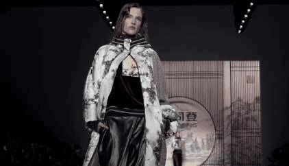 鄂尔多斯和波司登哪个好,鄂尔多斯与波司登