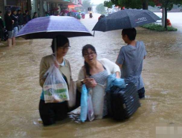 台风山竹带来的灾害,台风山竹造成广东多少经济损失