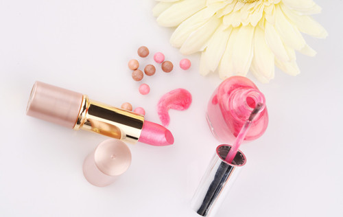 劣质化妆品对身体有什么伤害,劣质化妆品的危害视频