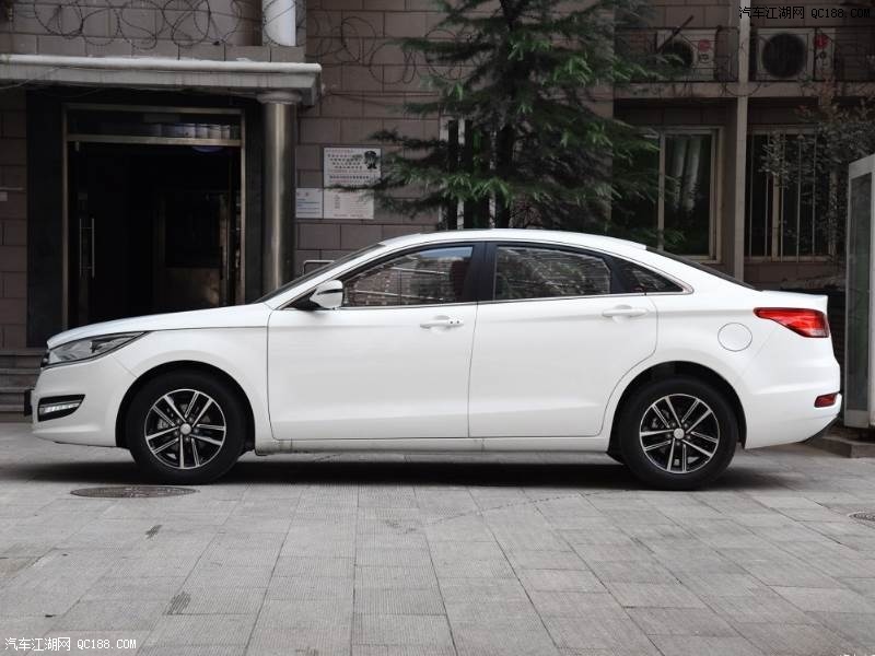 奔腾b50升级方案,一汽奔腾B50最新款