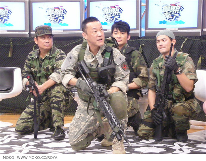 长着一张“大哥”脸，做事情却非常有情，不一样的“台湾真男人”