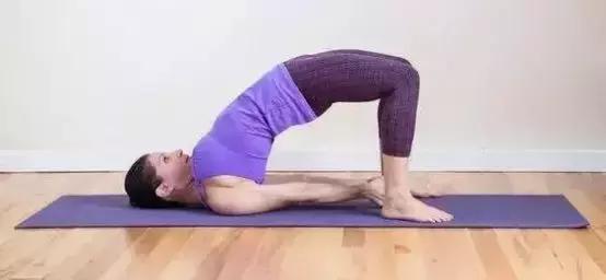 一招解决腿不直的方法,腿不直怎么1个动作矫正