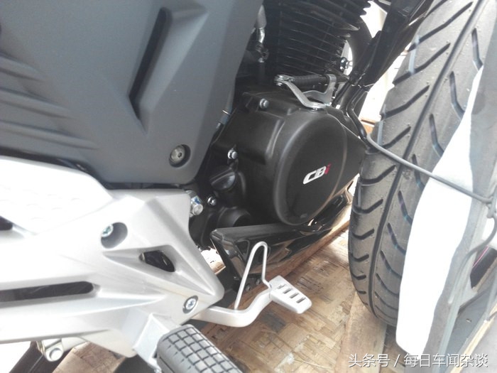 花1万多买了个摩托车,新手可以直接入手大排量摩托车吗