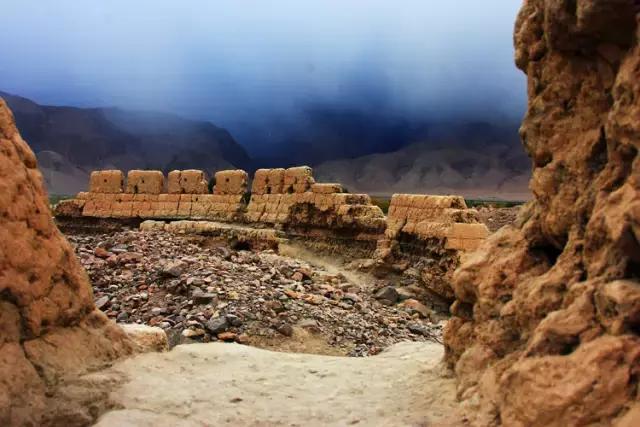 跟着大咖体验南疆最经典路线，玄奘东归路、沙漠胡杨、民俗风情！