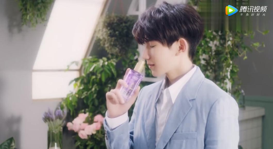 王源王俊凯易烊千玺代言品牌,王源王俊凯易烊千玺美白洁面乳