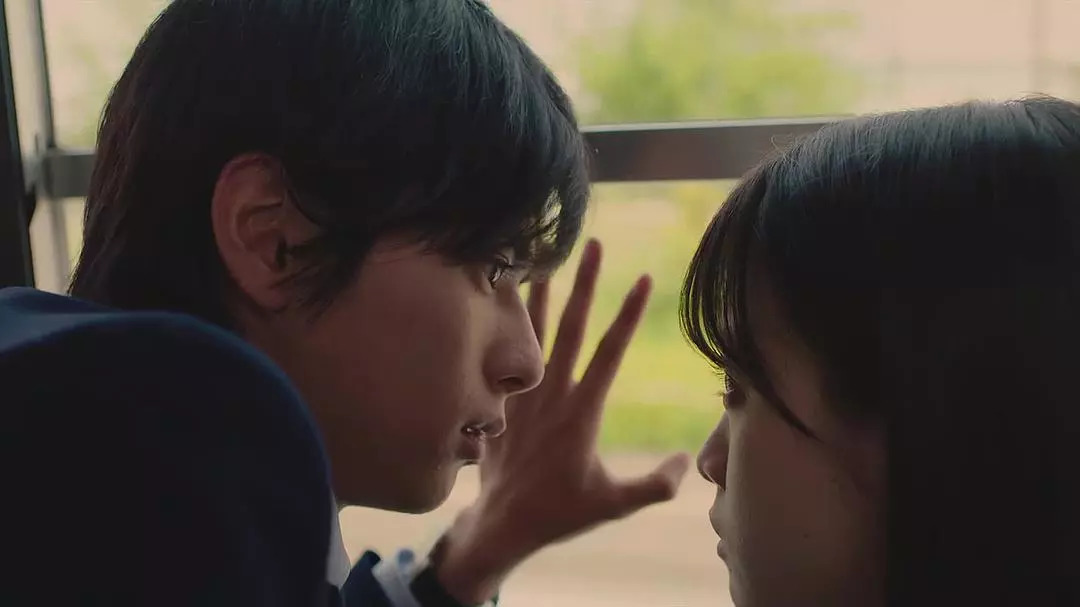 我们要发生的故事很多，你不要老哭