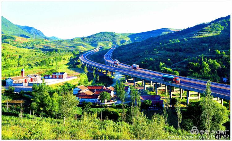 庆祝自治区成立60周年/《中国交通报》通版聚焦宁夏交通运输60年发展成就/《塞上江南美多彩交通靓》