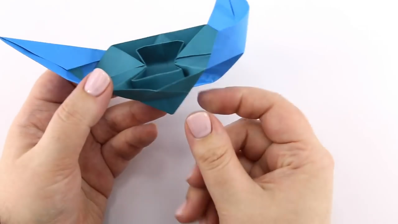 如何做出详细的小船折纸方法,小船折纸教程怎么做