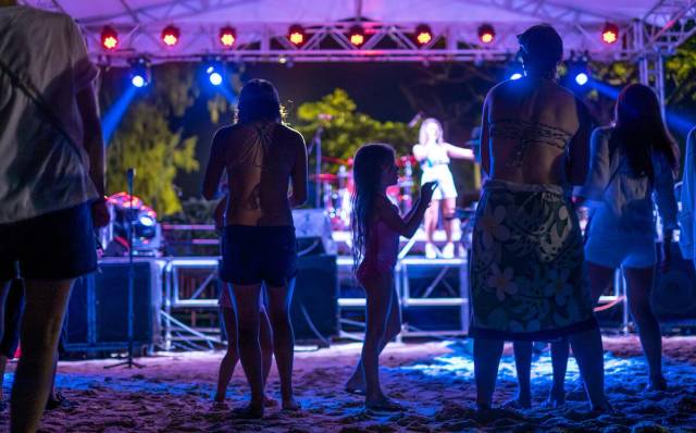 离中国最近的美国城市,距离美国最近的中国省份