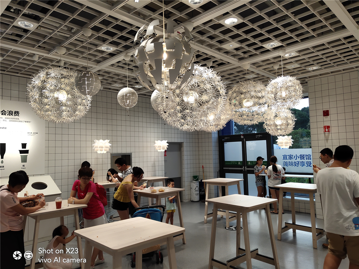 vivox23最好的功能,vivox23评测外观惊艳拍照更惊人