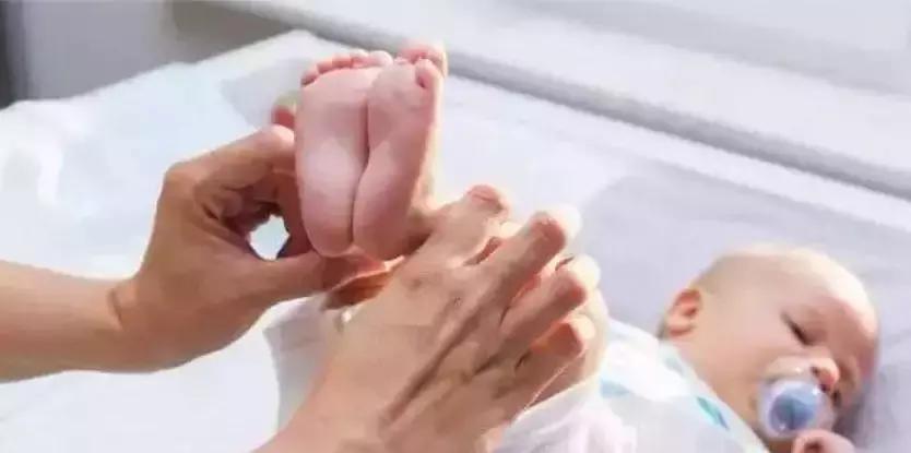 大王光羽纸尿裤真假鉴别,皇室纸尿裤怎么看真假