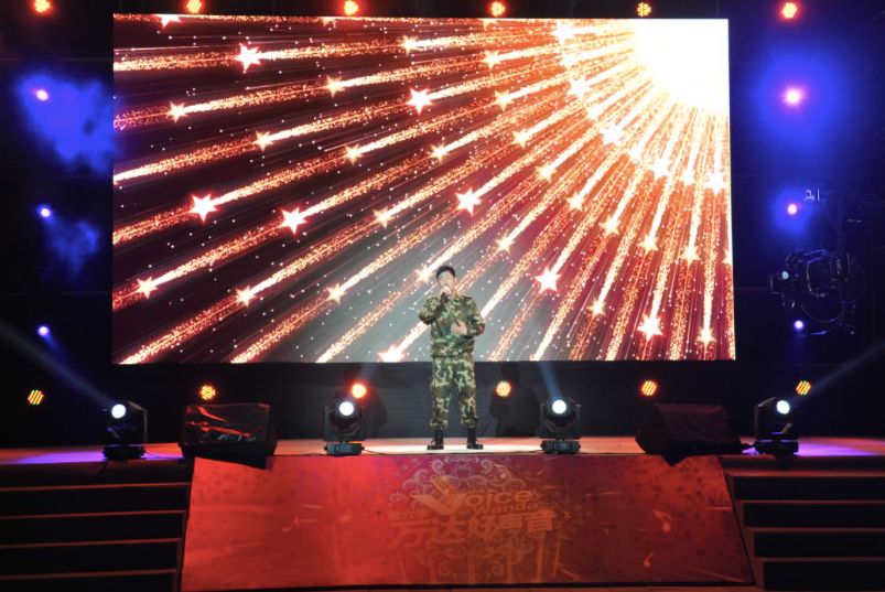 为什么全国只有这家企业的唱歌比赛能直通好声音？