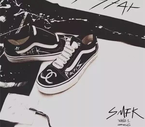 左奶奶照相馆,左奶奶