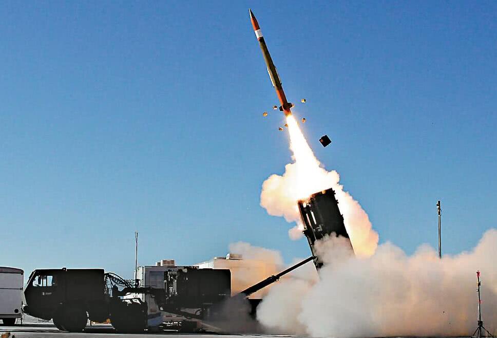 沙特打胡塞导弹,也门打沙特的导弹