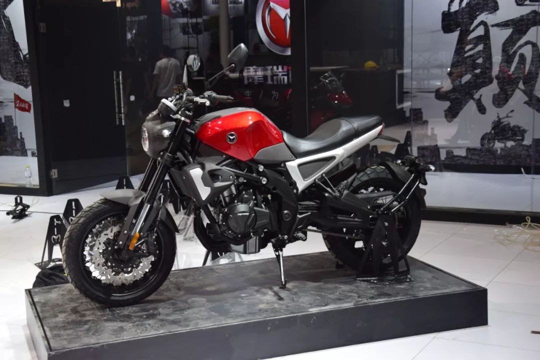 隆鑫500拉力摩托,2022年无极隆鑫摩博会