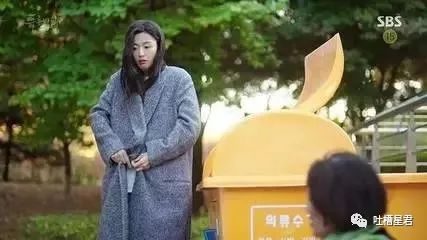 女子买了一双12000的鞋子,女生想买6000鞋