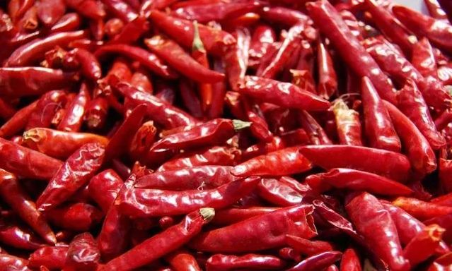 正宗良心师傅教的红油制作,正宗熬红油的制作方法