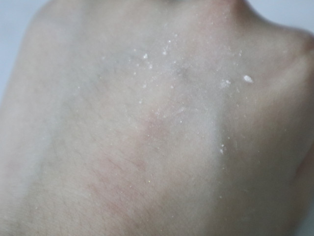 敲好用的粉饼,很便宜的粉饼该不该用