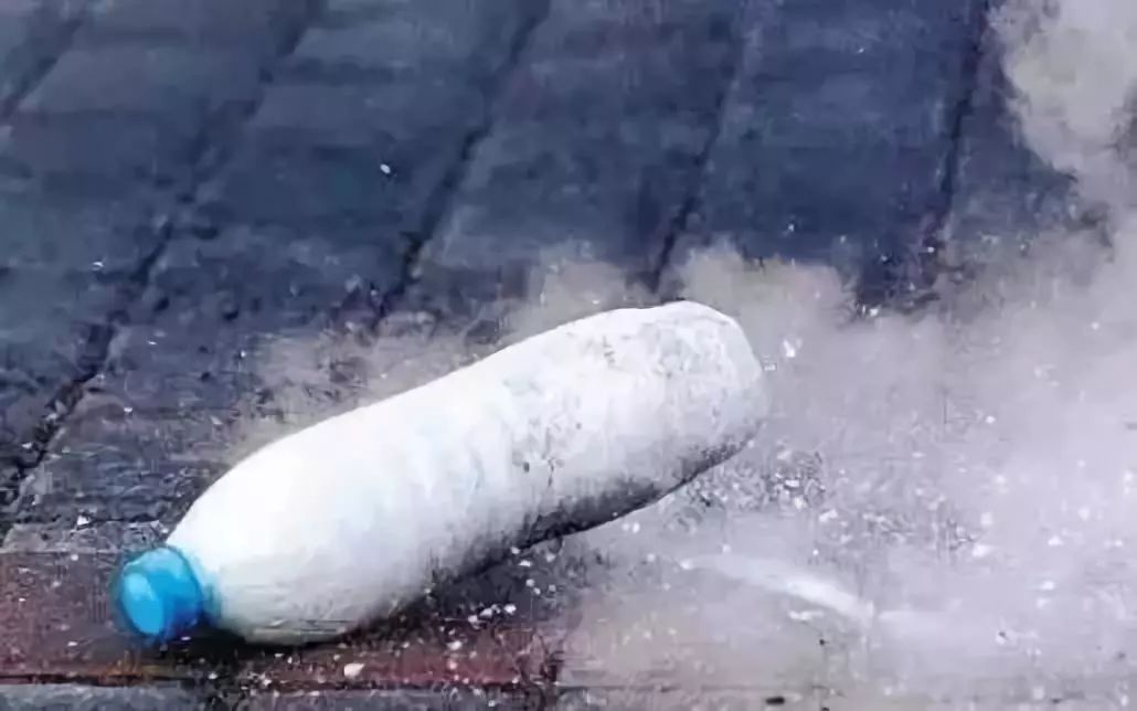 儿童眼珠被融化的危害,六岁小孩眼球溶化