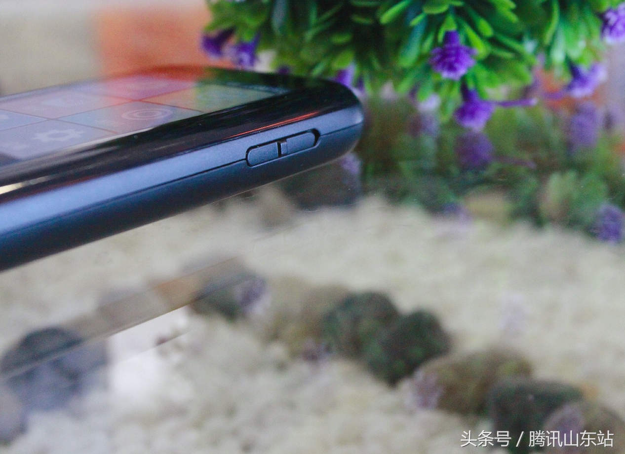 怀旧与时尚的碰撞,复古与科技的碰撞