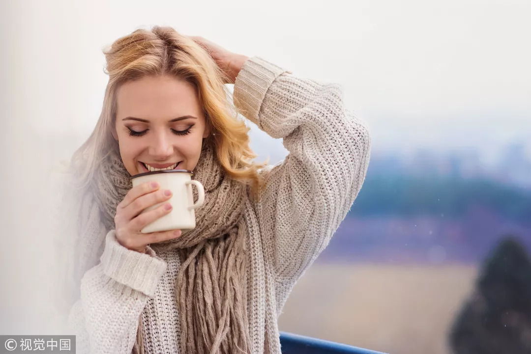 头发怎么洗越洗越黑呀,正确的洗头方法预防脱发