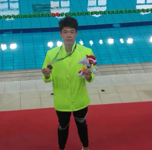 我爱诗词我爱中国小学版,我爱古诗词国学1-6年级