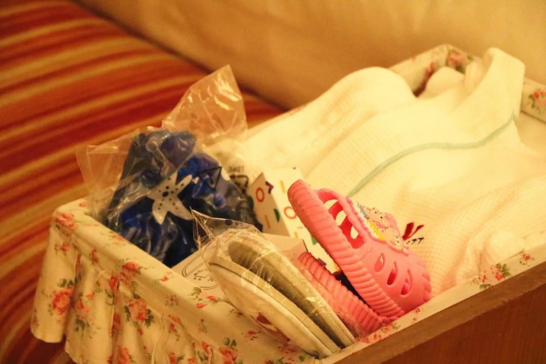 鍥藉唴涓囪豹绯诲垪搴﹀亣閰掑簵,涓浗棣栧涓囪豹搴﹀亣閰掑簵