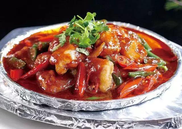 松鼠鱼怎么做又酥又脆又好吃,何大厨松鼠鱼正宗做法