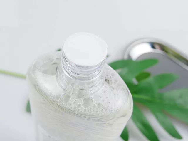 一条拼团｜富含金缕梅精华的爽肤水，全能养护洗发水725g